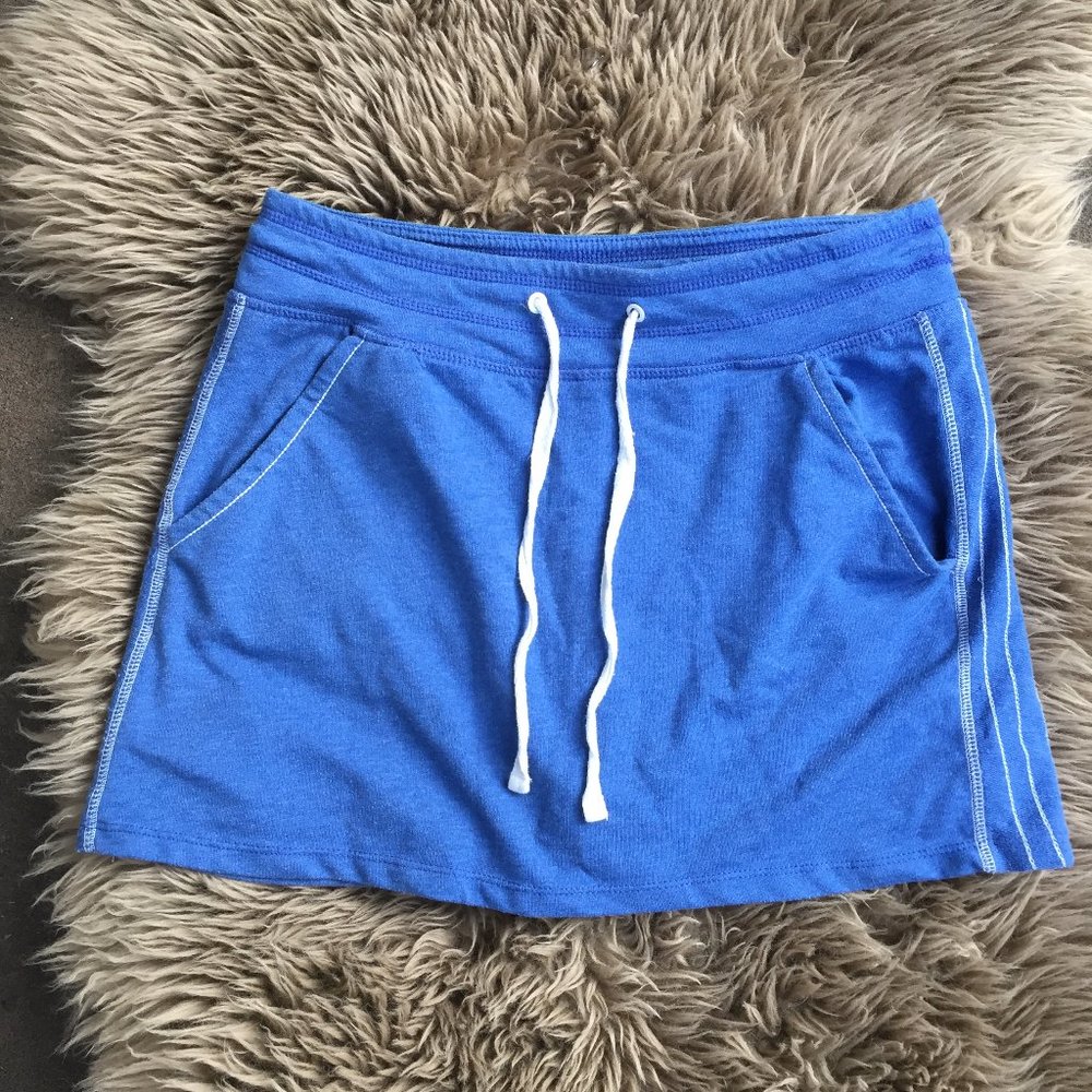 Blue athletic cotton blend skort with pockets - size M